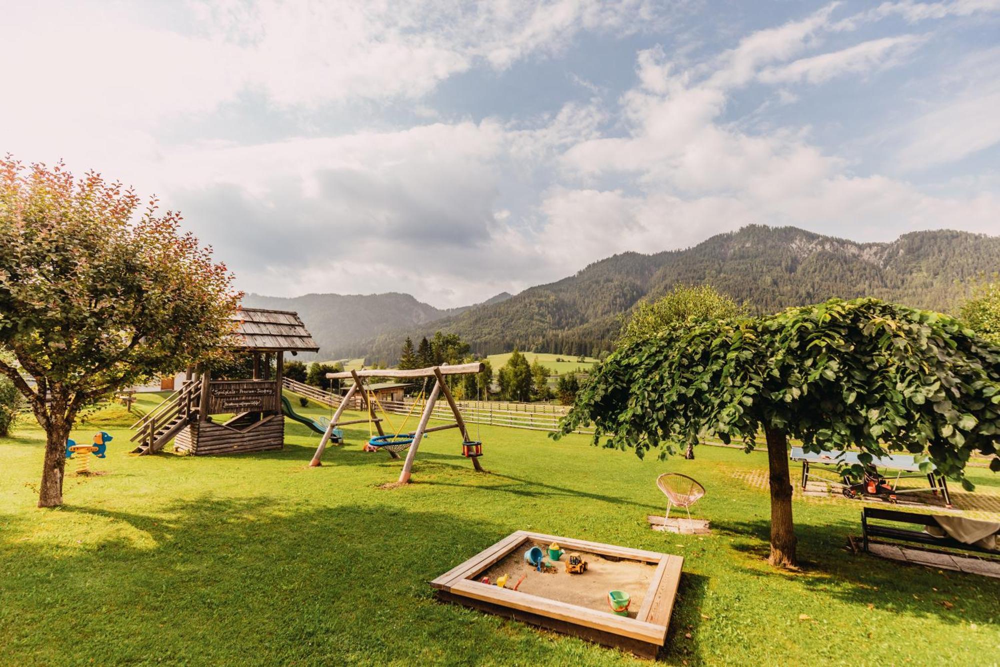 Hotel Winkler-Tuschnig Weissensee Exterior photo